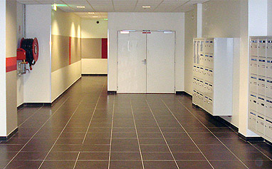 Couloir carrelé